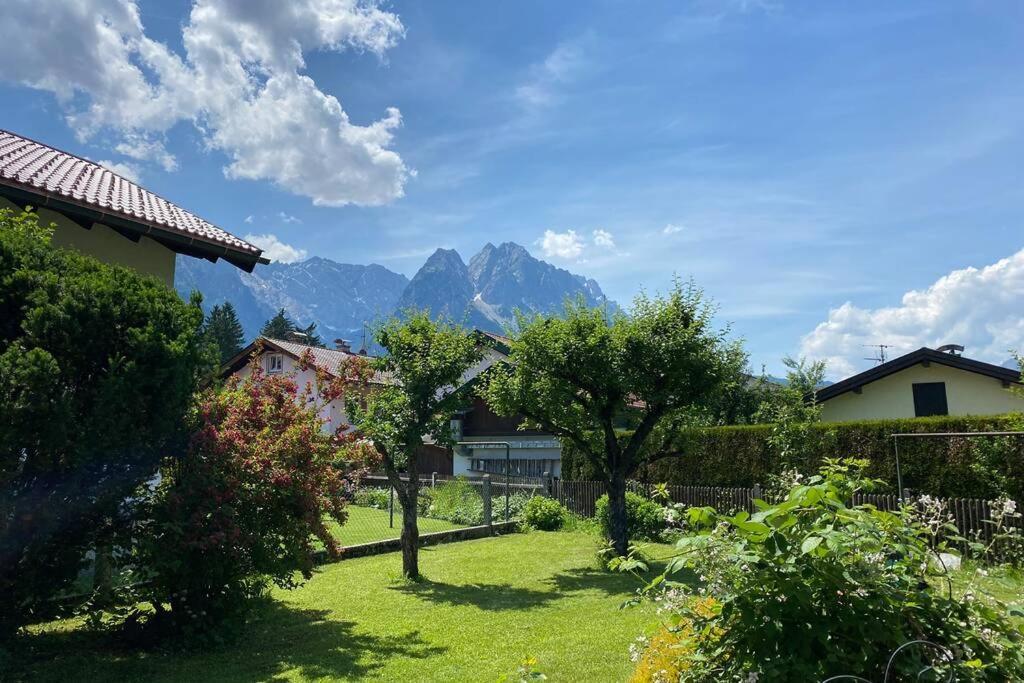 Haus Mit Wunderschoenem Ausblick Und Garten جارمش بارتنكيرشن المظهر الخارجي الصورة