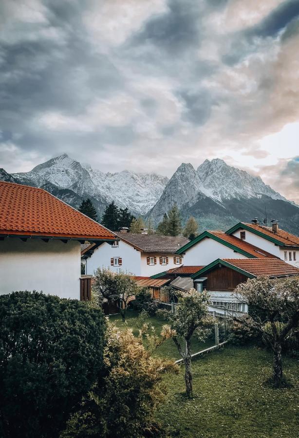 Haus Mit Wunderschoenem Ausblick Und Garten جارمش بارتنكيرشن المظهر الخارجي الصورة