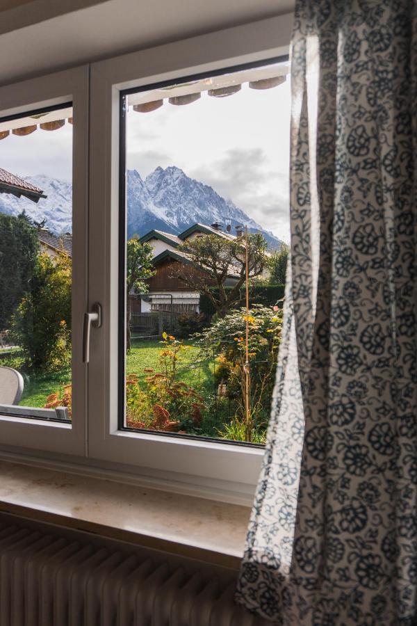 Haus Mit Wunderschoenem Ausblick Und Garten جارمش بارتنكيرشن المظهر الخارجي الصورة