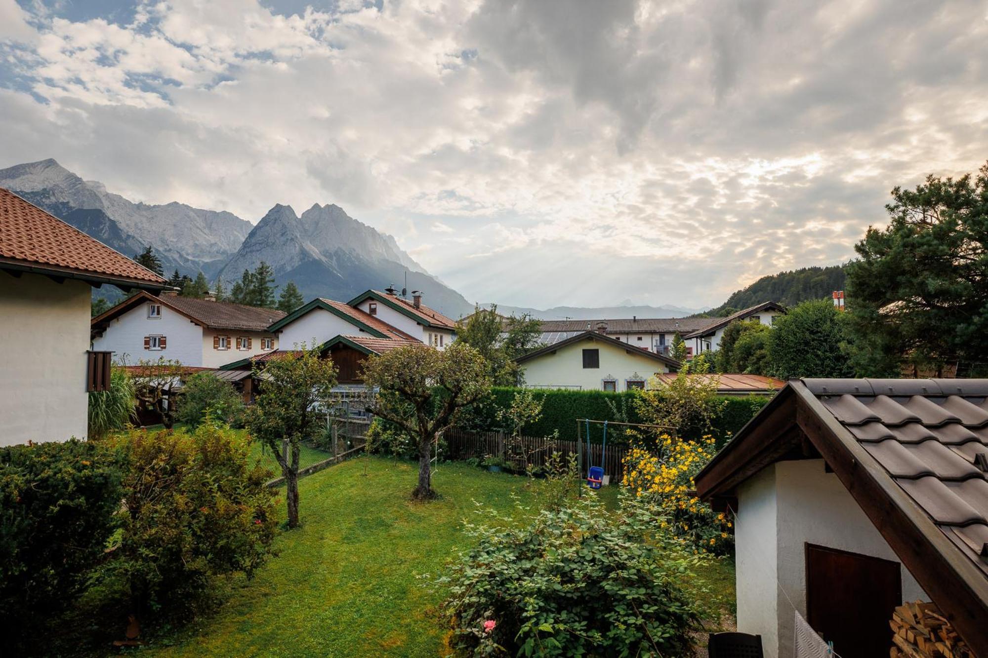 Haus Mit Wunderschoenem Ausblick Und Garten جارمش بارتنكيرشن المظهر الخارجي الصورة